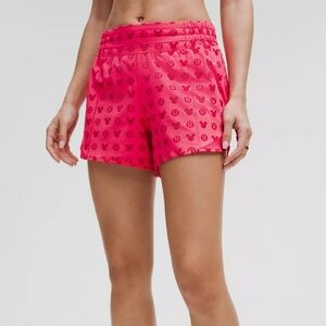 Lululemon Hotty Hot HR Shorts 4”  Disney Logo Elastic Waist Women Size 6 New